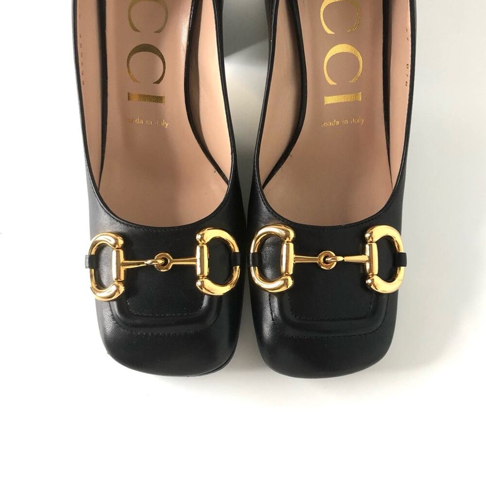 Gucci Black Heels with Gold Accent - Picture 4 of 10